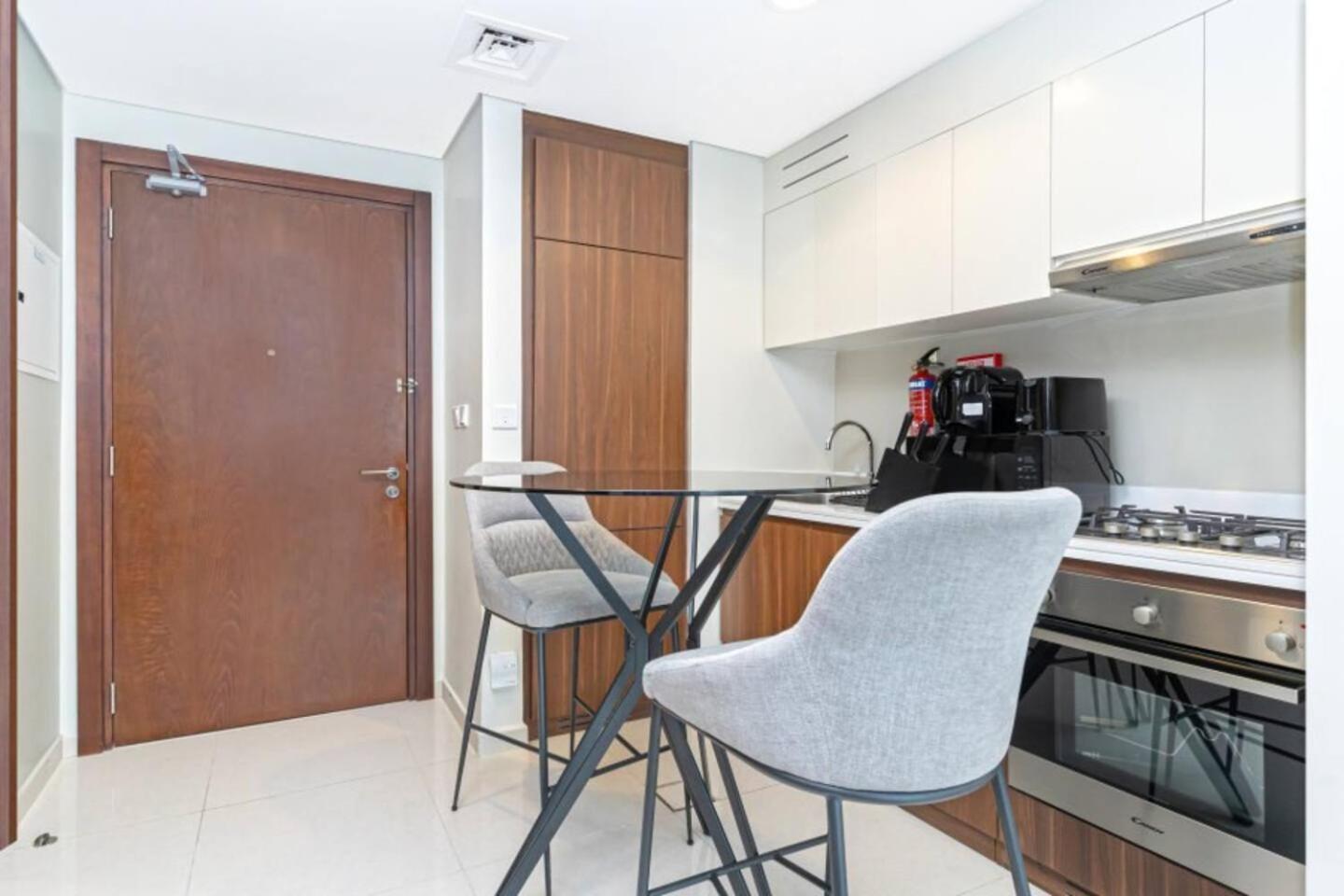 Skyline 20th 1br With Stunning Burj Khalifa View *